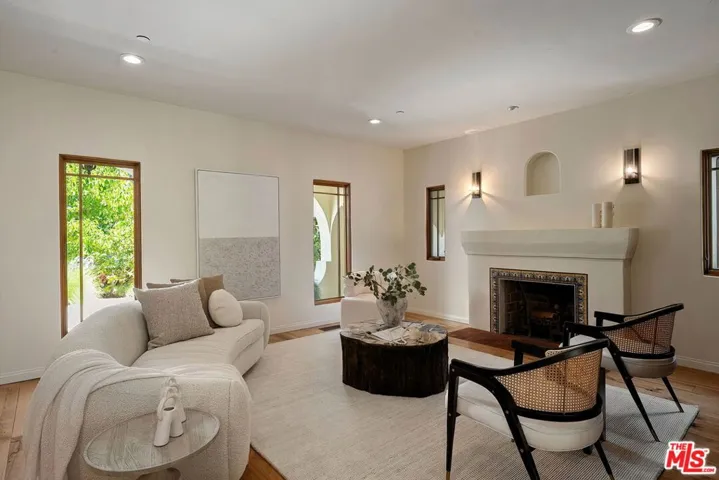 728 25th Street, Santa Monica, California 90402 — photo 4