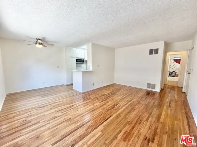 932 Wilcox Avenue 6, Los Angeles, California 90038 — photo 4