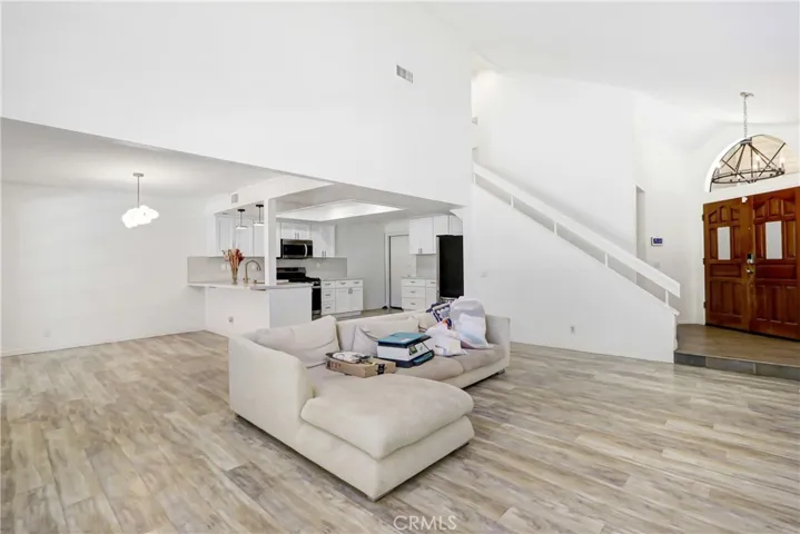 2161 Falcon Crest, Riverside, California 92506 — photo 4