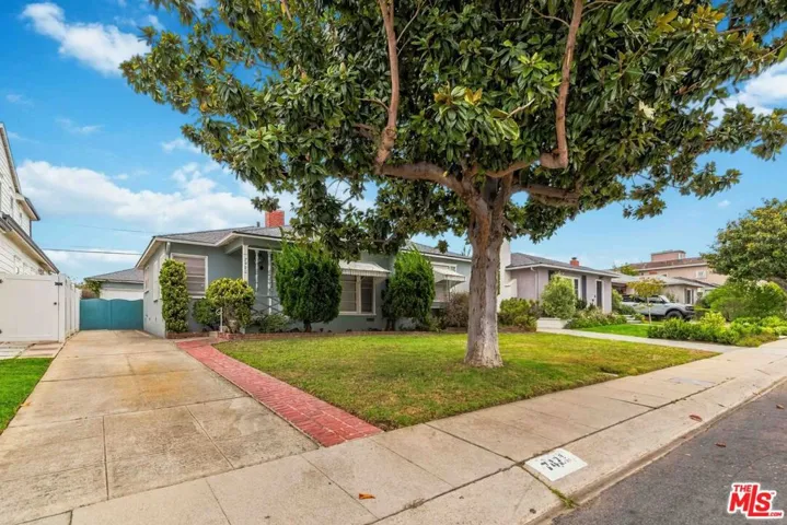 7422 Westlawn Avenue, Los Angeles, California 90045 — photo 4