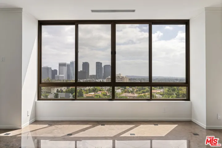 10430 Wilshire Boulevard 606, Los Angeles, California 90024 — photo 5