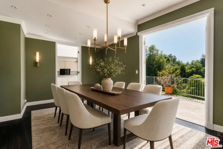 9430 Readcrest Drive, Beverly Hills, California 90210 — photo 4