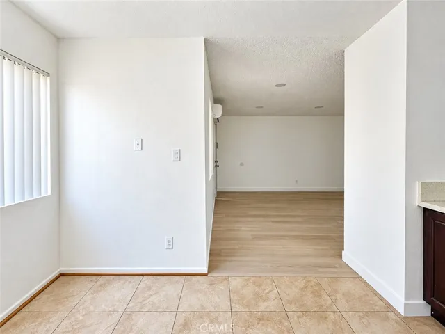 801 E Chestnut Street 8, Glendale, California 91205 — photo 4
