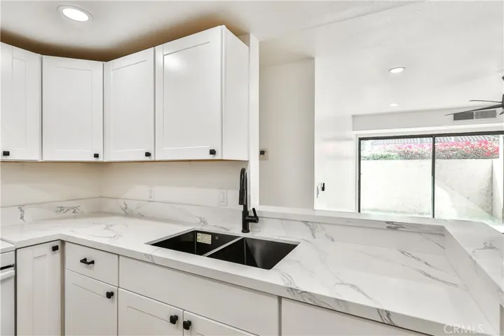 700 W 3rd, Santa Ana, California 92701 — photo 4