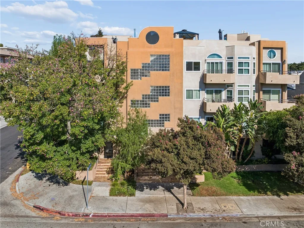 4230 Colfax