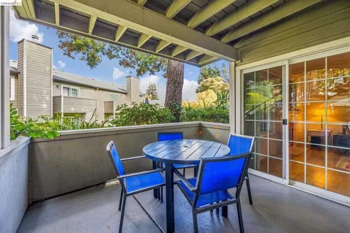 440 Canyon Oaks Dr D, Oakland, California 94605 — photo 4