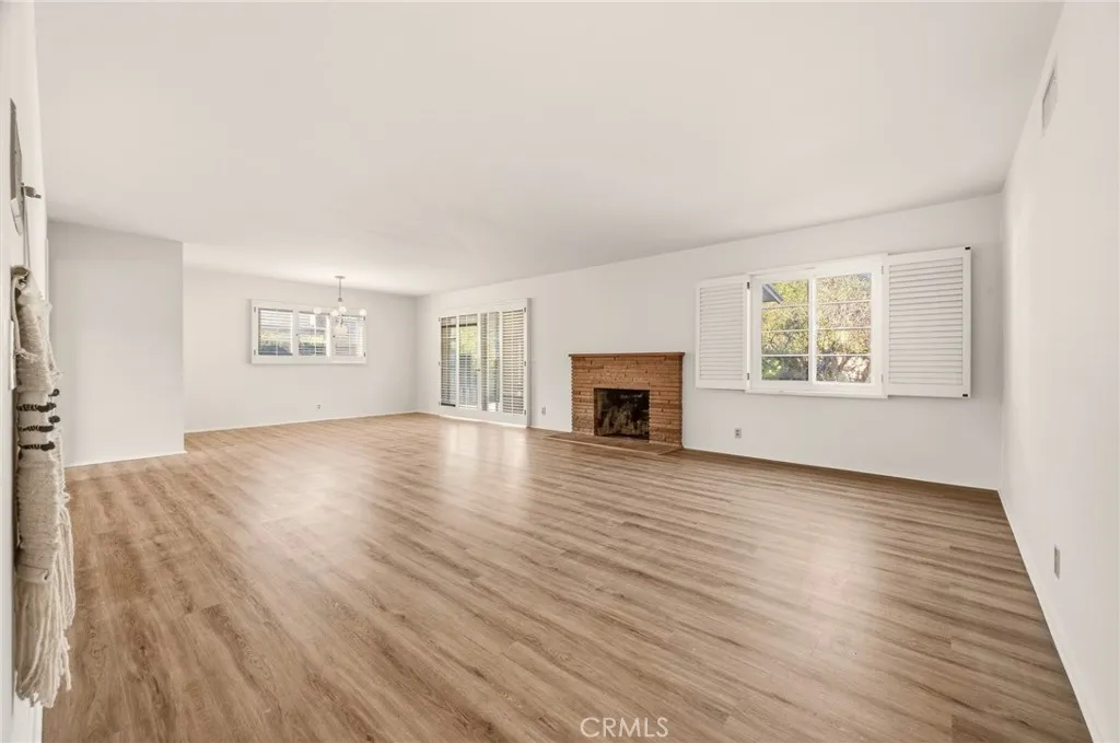gallery-image 3