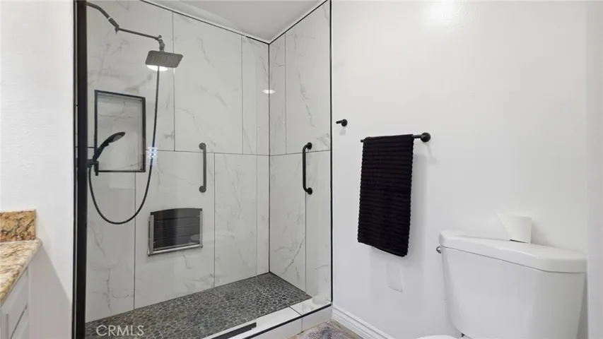 1180 Amberwood Drive, Hemet, California 92543 — photo 5