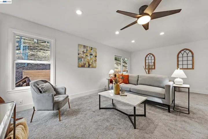 Room for entertaining relaxing upstairs