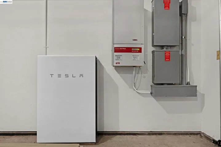 Owned Tesla Powerwall & 2 Back up Batteries