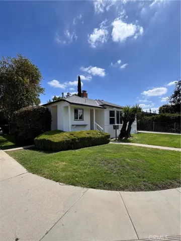 6724 Wynne Avenue, Los Angeles, California 91335 — photo 4