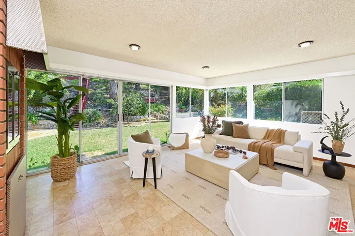 26554 Basswood Avenue, Rancho Palos Verdes, California 90275 — photo 4