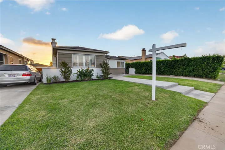8713 S 7th Avenue, Inglewood, California 90305 — photo 5