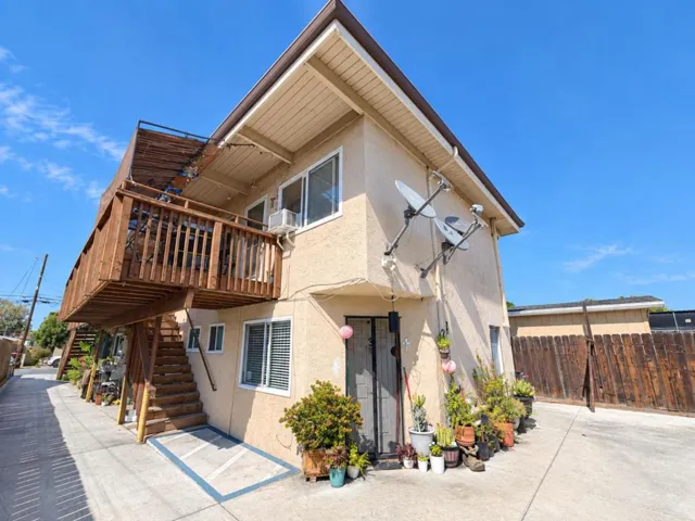 1264 Whitton Avenue, San Jose, California 95116 — photo 4