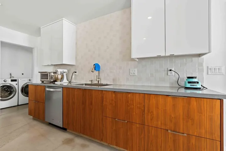 24-web-or-mls-7429 Cardillo-58