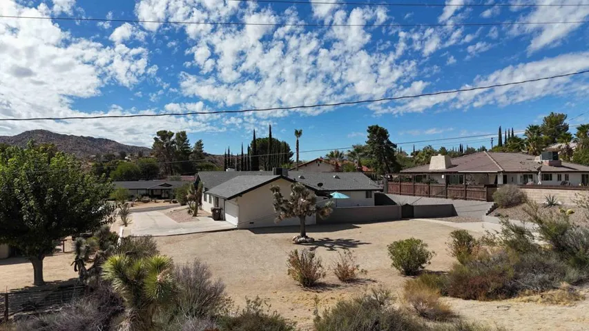 83-web-or-mls-7429 Cardillo-207