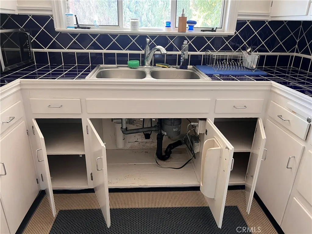 3 bedroom