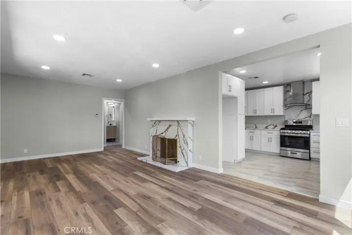 6624 Farmdale, North Hollywood, California 91606 — photo 5