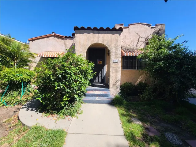2016 Thurman Avenue, Los Angeles, California 90016 — photo 4