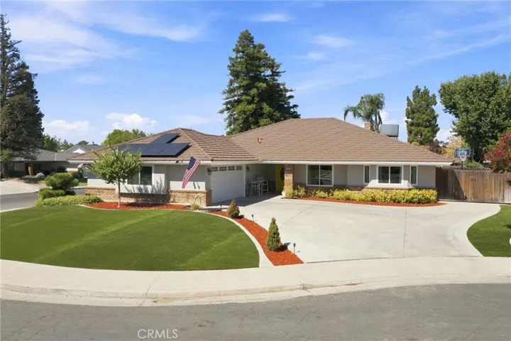 5101 Dewalt, Bakersfield, California 93308 — photo 4