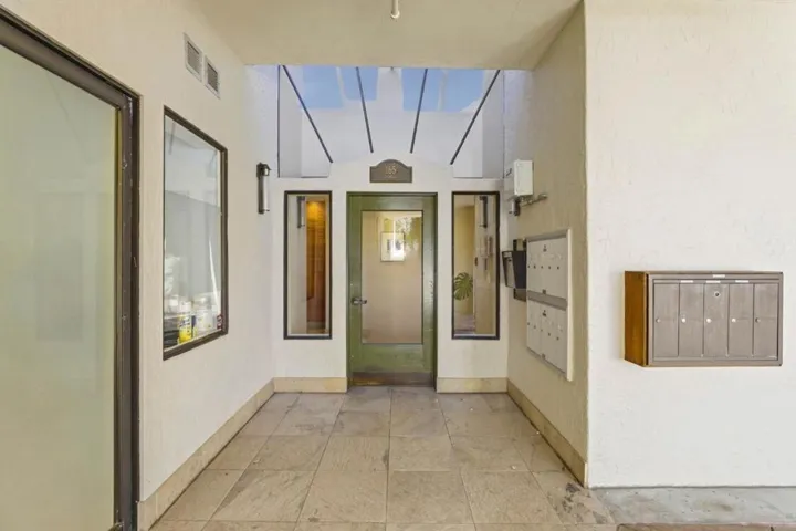 165 Forest Avenue 2c, Palo Alto, California 94301 — photo 4