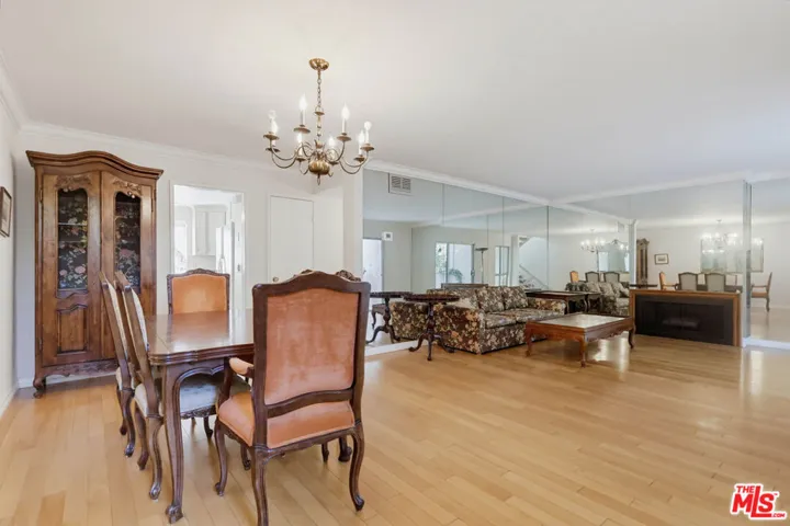 5339 Coldwater Canyon Avenue B, Los Angeles, California 91401 — photo 5