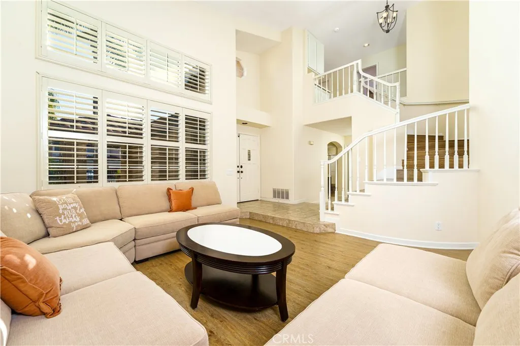 This photos says so much about this home, just imagine your holiday decor here! This photos says so much about this home, just imagine your holiday decor here!