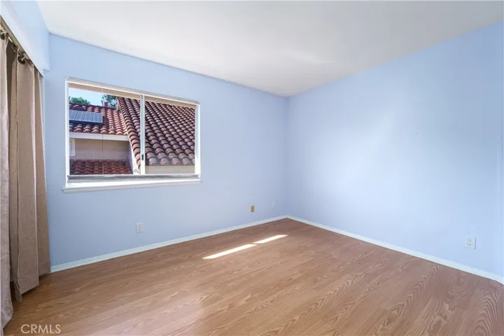 Secondary bedroom