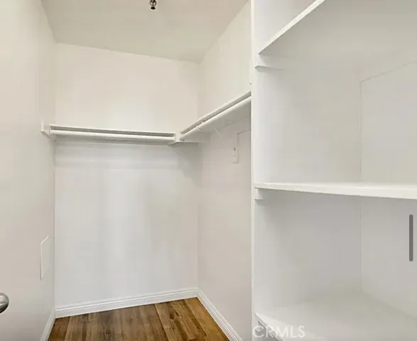 Walk in closet