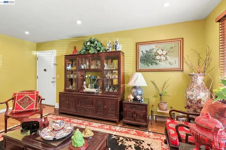 22 John Glenn Cir, Daly City, California 94015 — photo 4