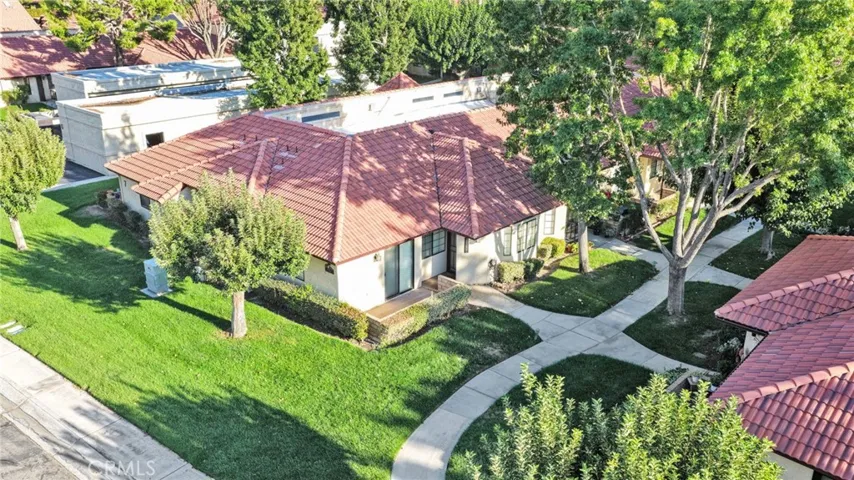 19237 Elm Drive, Apple Valley, California 92308 — photo 5
