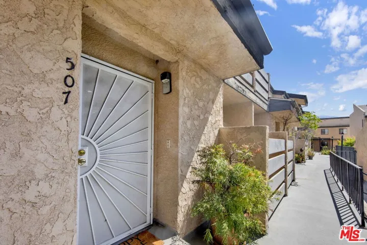 6840 Balboa Boulevard 507, Los Angeles, California 91406 — photo 5