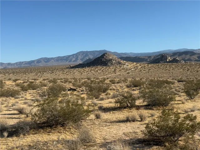 7 H Road, Lucerne Valley, California 93256 — photo 5