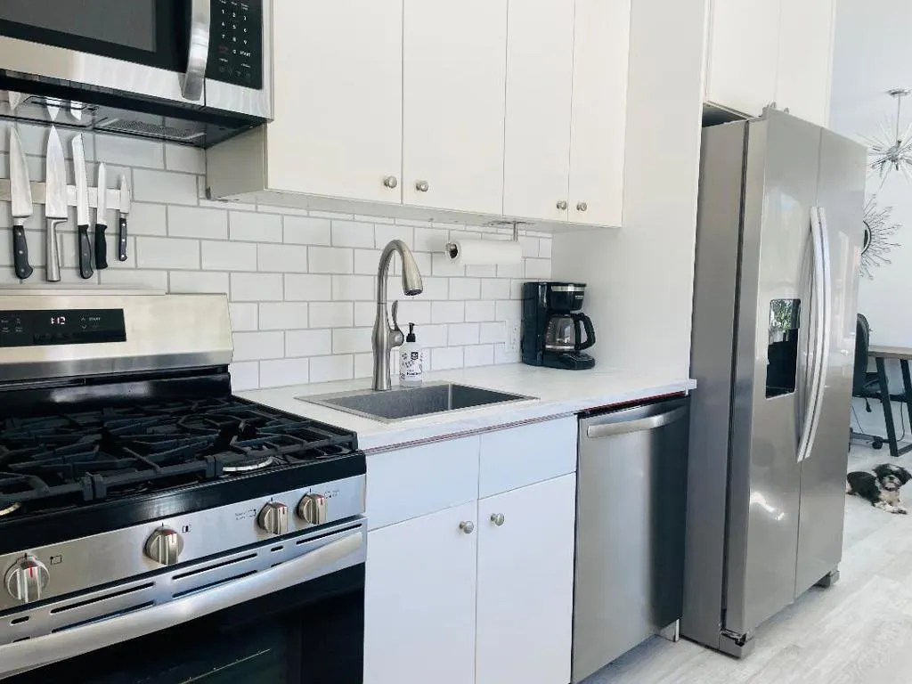 Kitchen 4