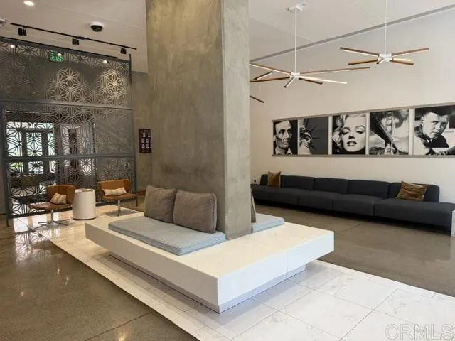 Lobby Lobby