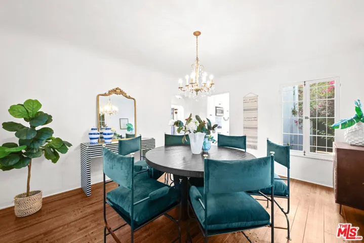 10323 Dunkirk Avenue, Los Angeles, California 90025 — photo 5