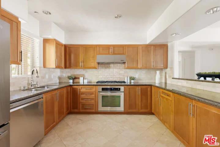 8238 W Manchester Avenue 208, Playa Del Rey, California 90293 — photo 4