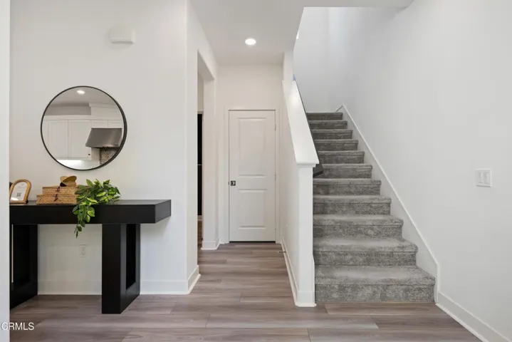 549 Kumquat Court, Santa Paula, California 93060 — photo 4