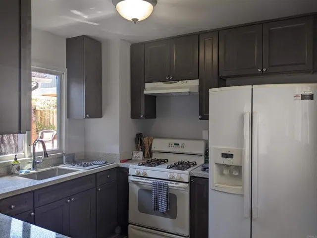 2158 60 Balboa Avenue, San Diego, California 92109 — photo 4