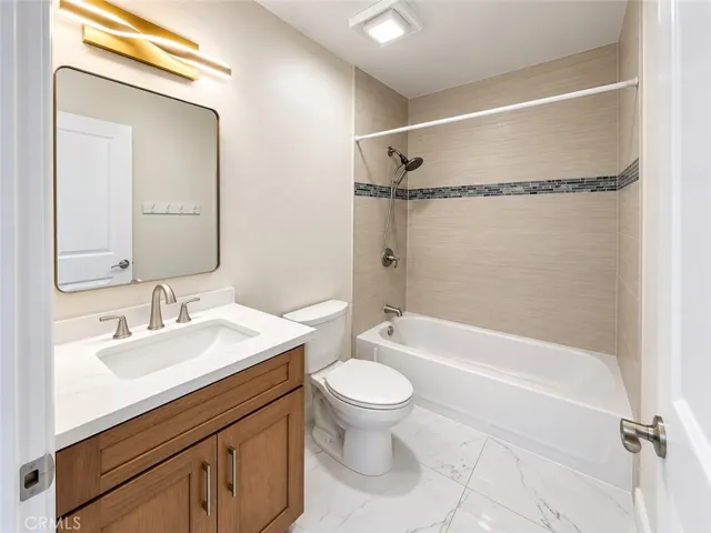 Upstairs bathroom