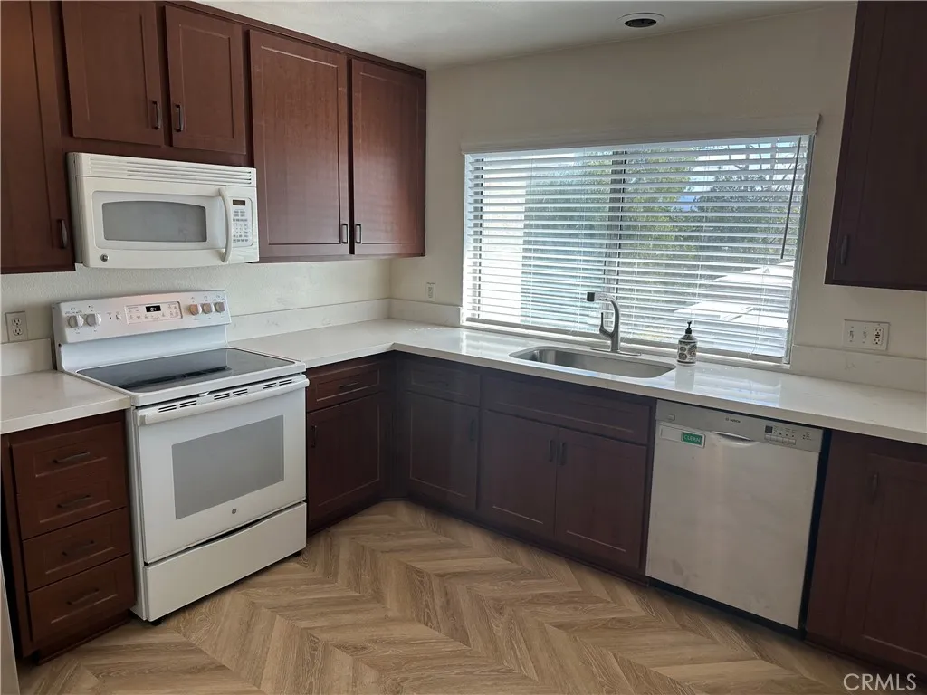 Updated kitchen and flooring