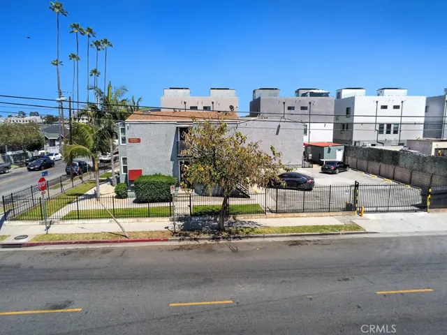 1134 W 39th, Los Angeles, California 90037 — photo 5