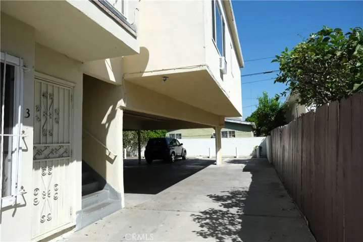4553 W 17th, Los Angeles, California 90019 — photo 4
