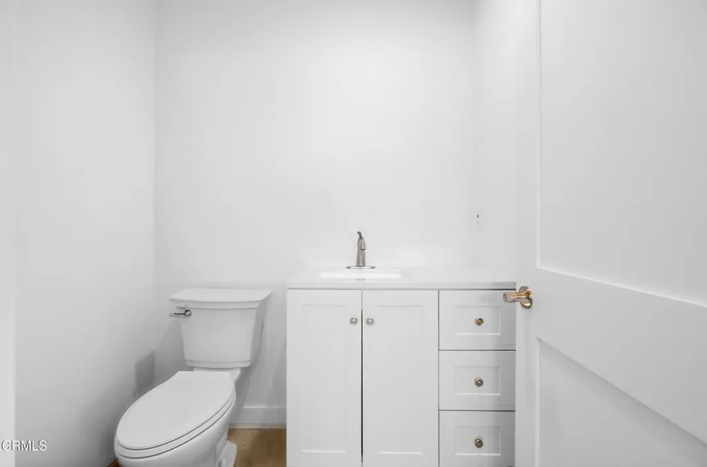 44_bathroom 44_bathroom