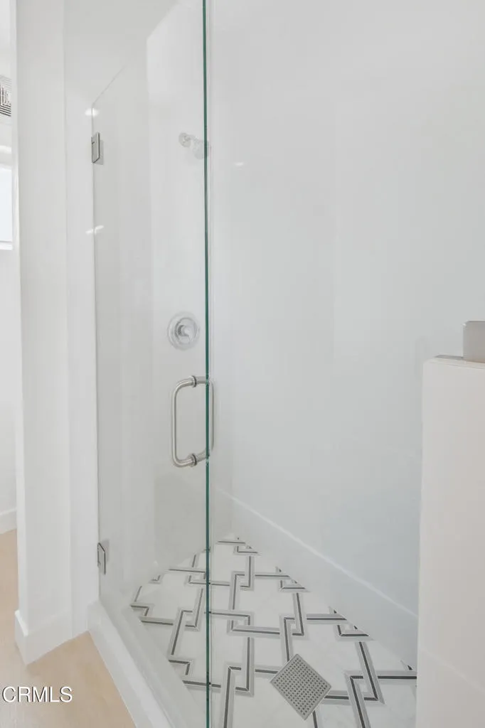 25_bathroom 25_bathroom