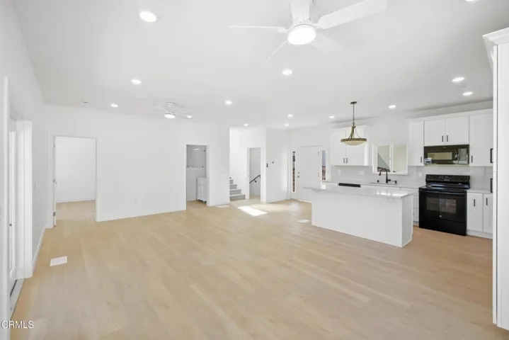 20_living room