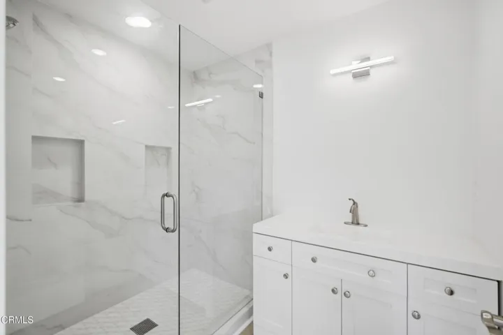 39_primary bathroom