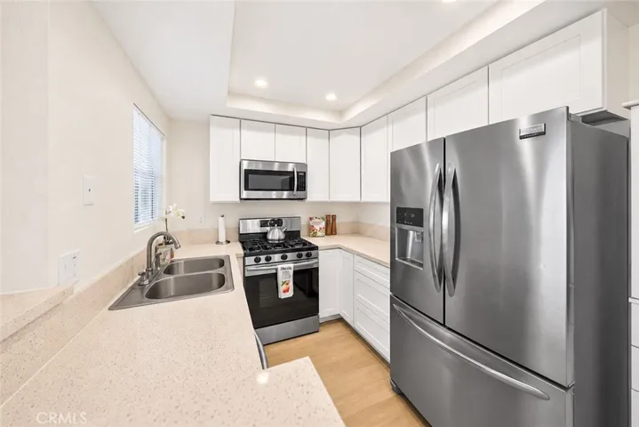 Kitchen with quartz countertops