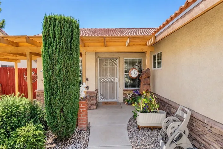 15999 Holly Brook, Victorville, California 92395 — photo 4