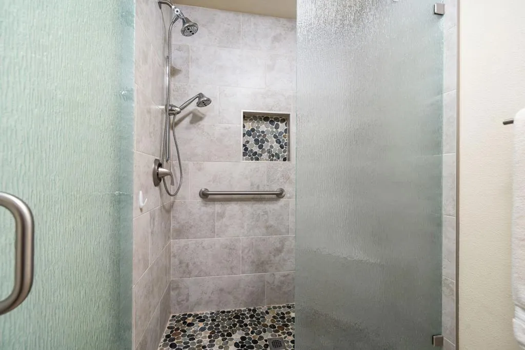 33-web-or-mls-JKSciorocco_OPMG_0926_033 33-web-or-mls-JKSciorocco_OPMG_0926_033